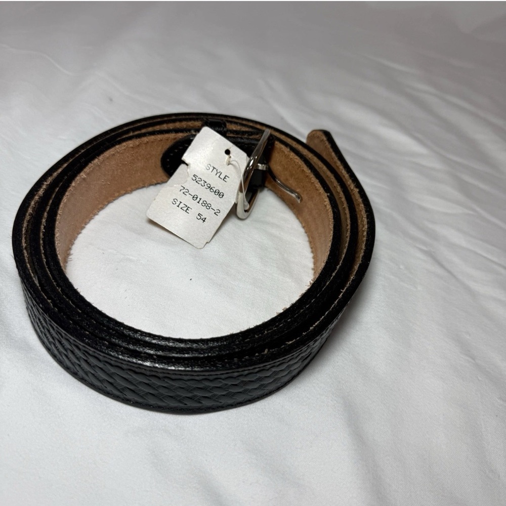 Elegant Black Textured Men's Belt